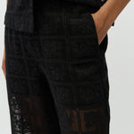 Novra-M_Black_Model_2