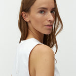 Rihne-M_White_Model_2