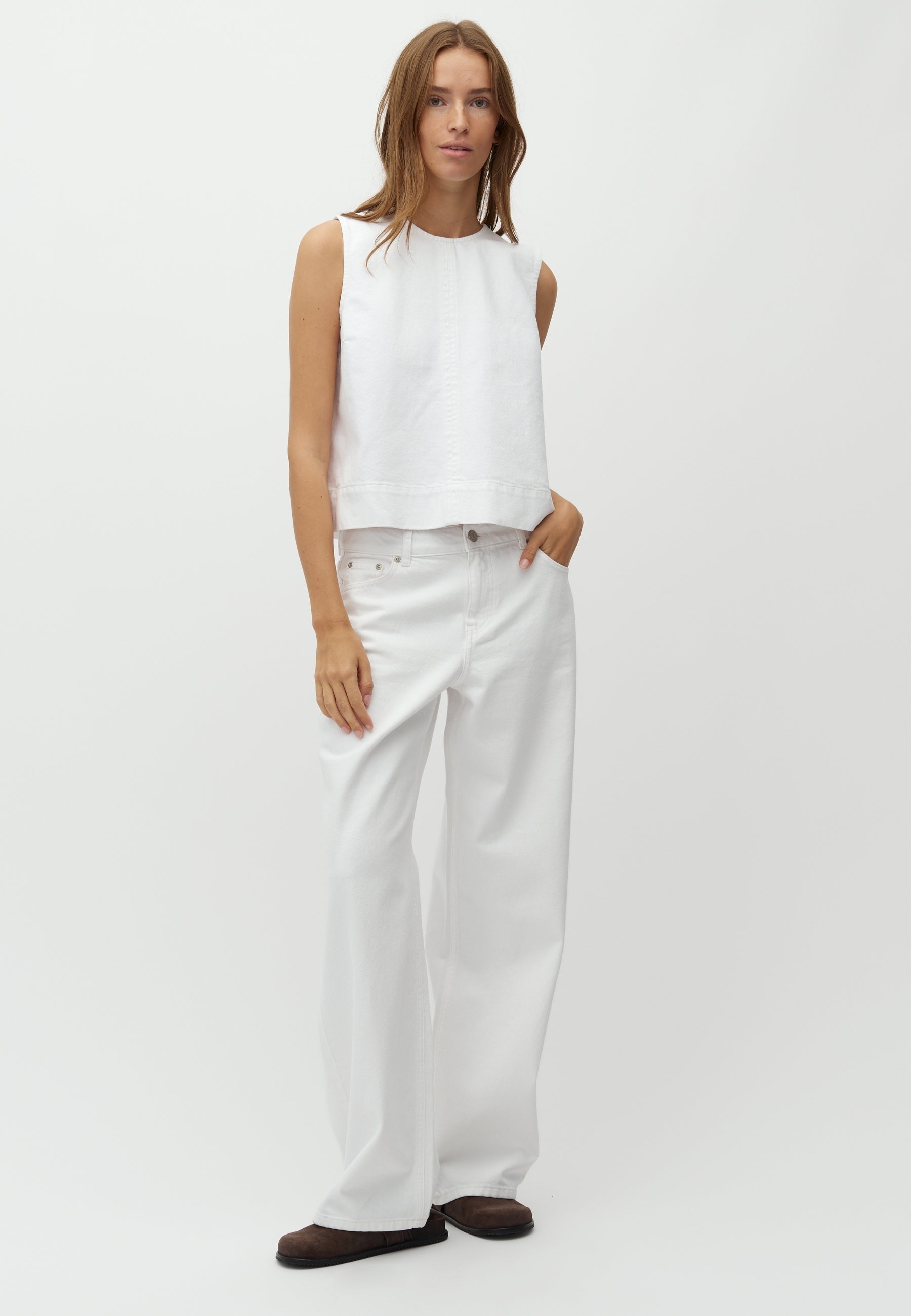 Cadian-M_White_Model_0