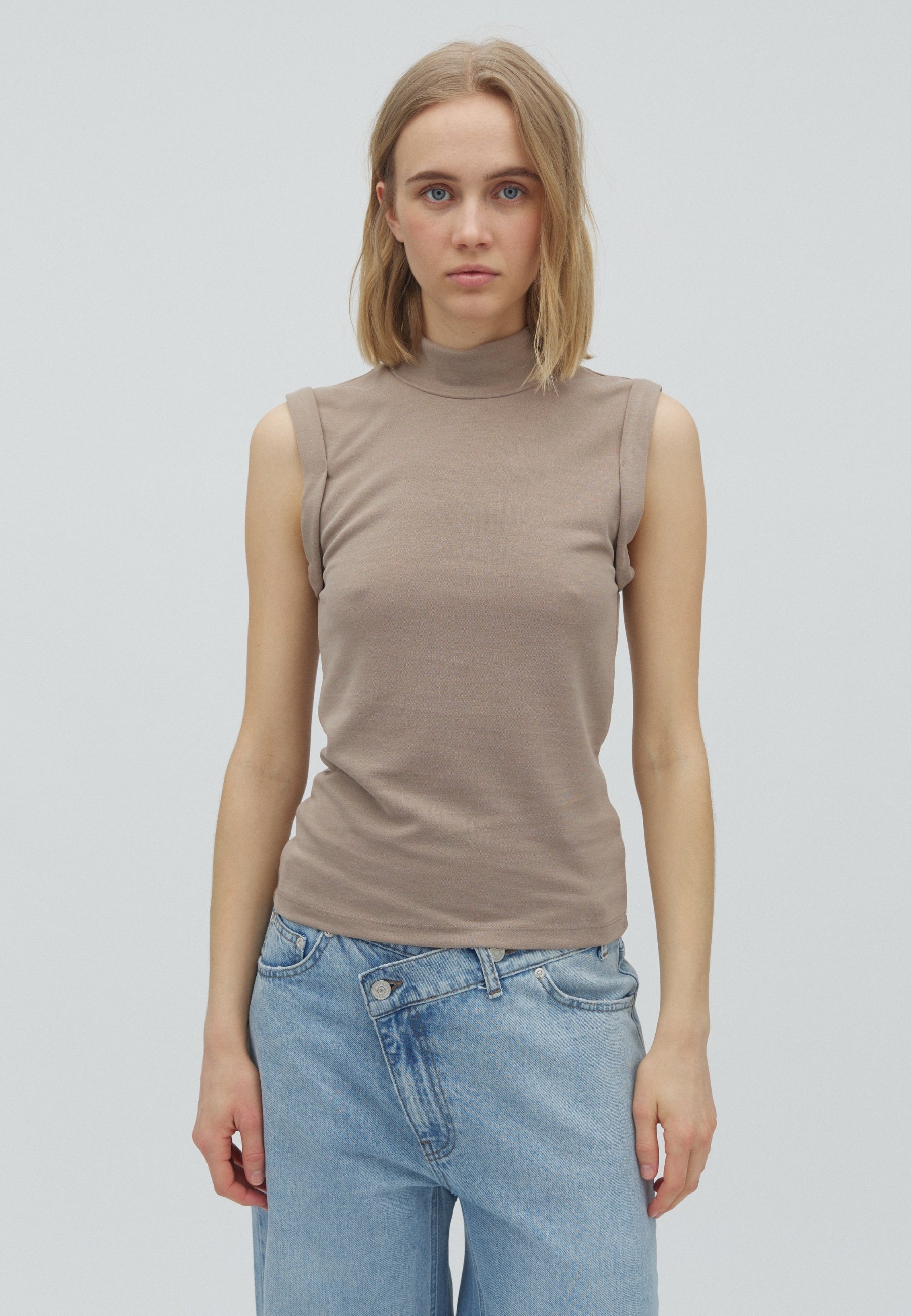 Maggi-M_Timber Wolf_Model_0