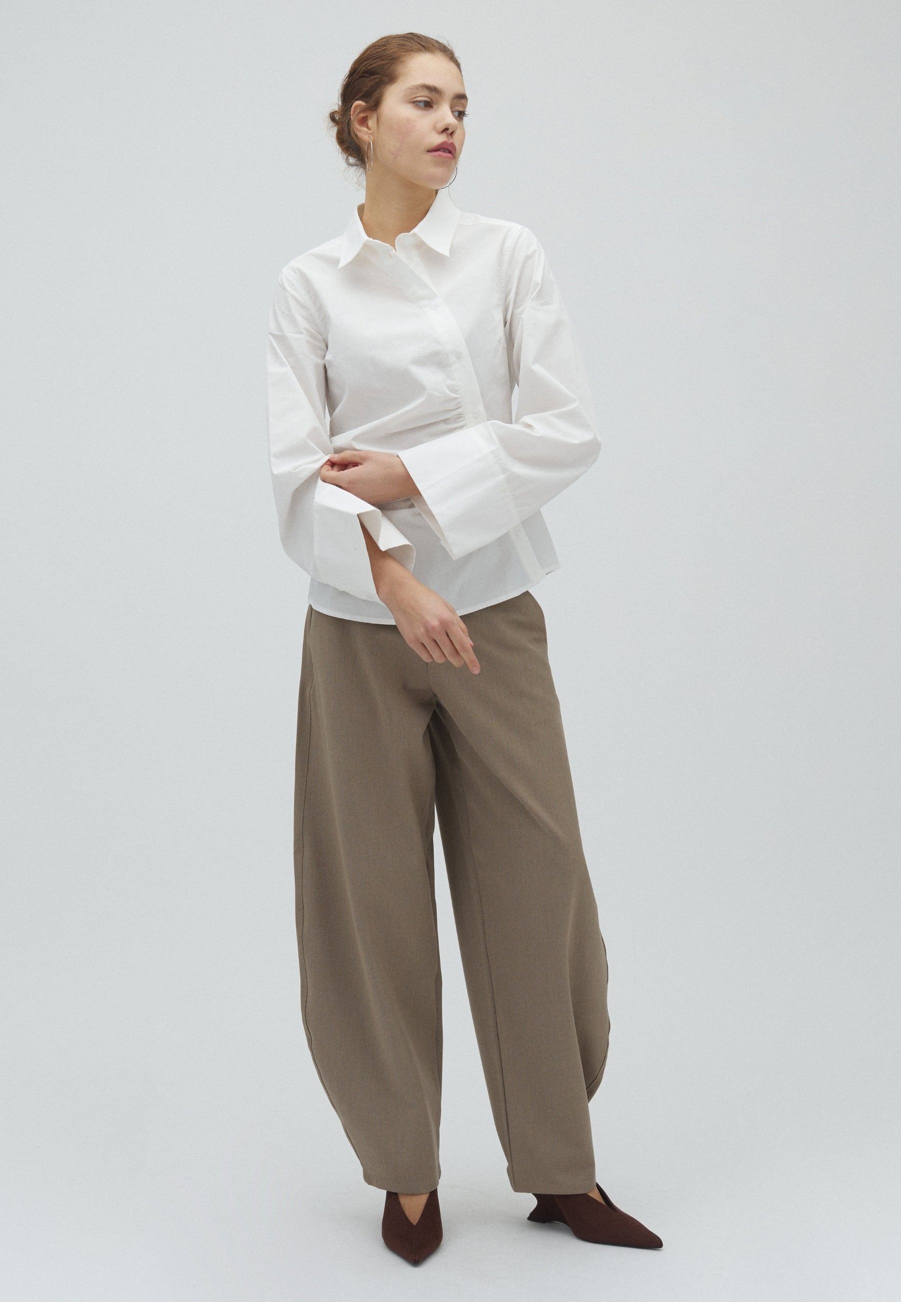 Silira-M_Timber Wolf Mel._Model_0