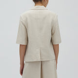 Morven-M_Natural Linen_Model_1