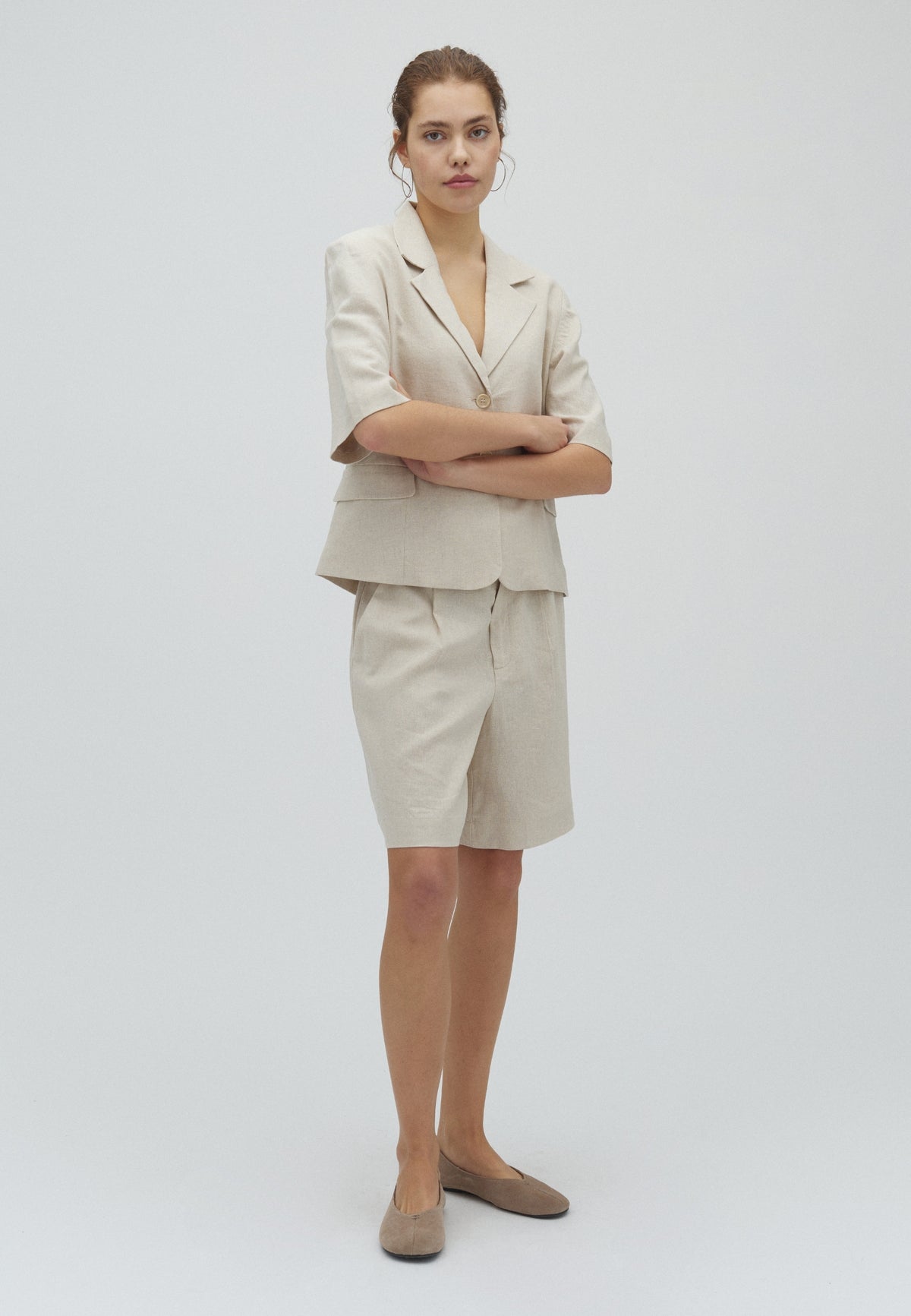 Guri-M_Natural Linen_Model_0