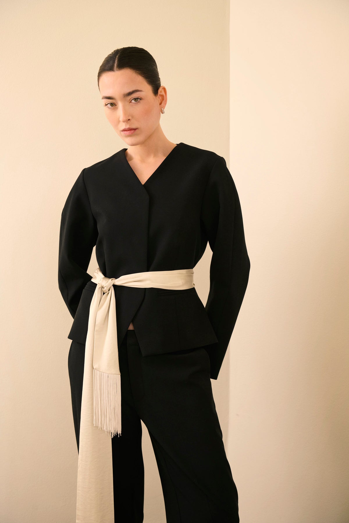 Marimelle-M_Black_Image_