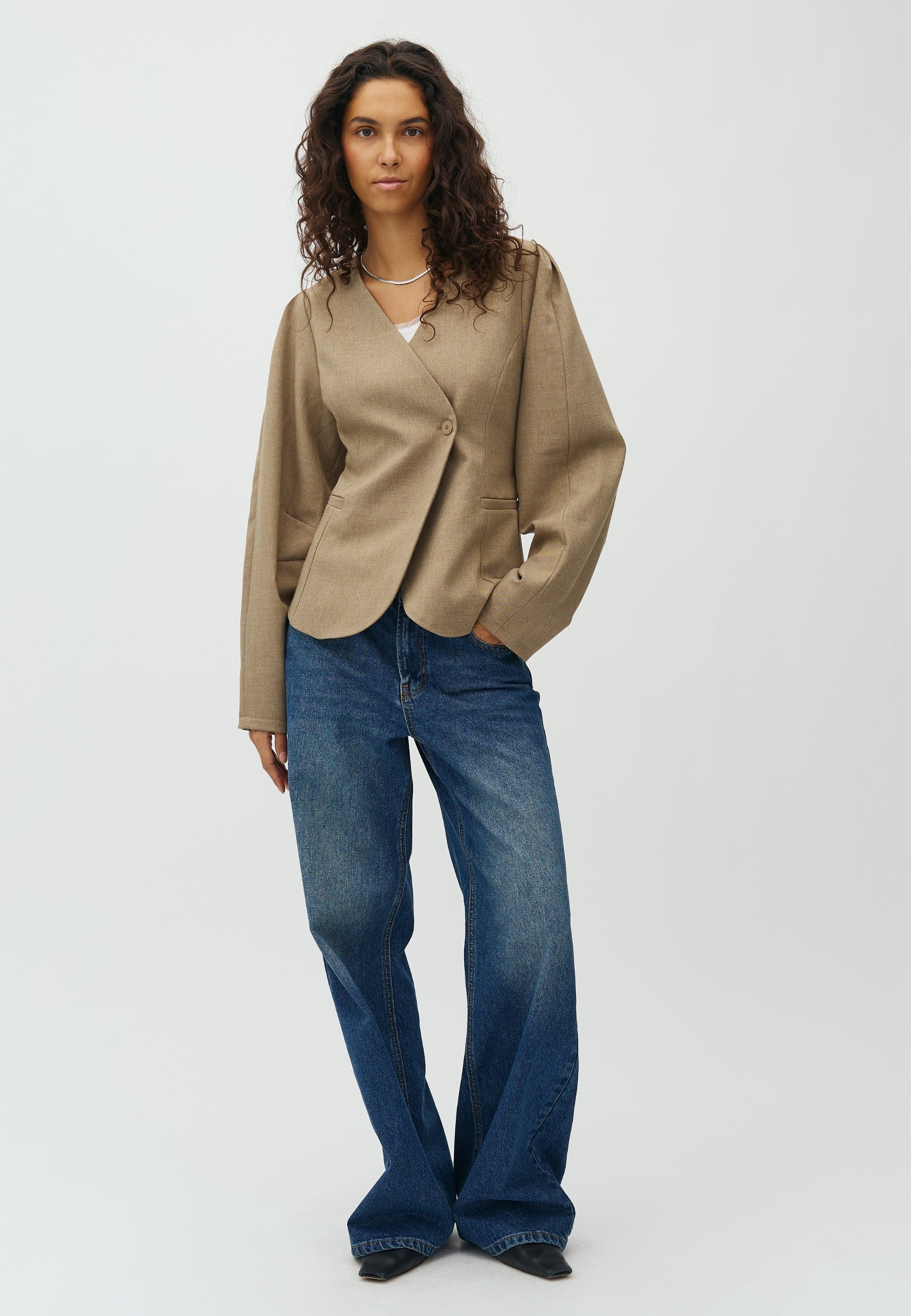 Diane-M_Falcon Melange_Model_4