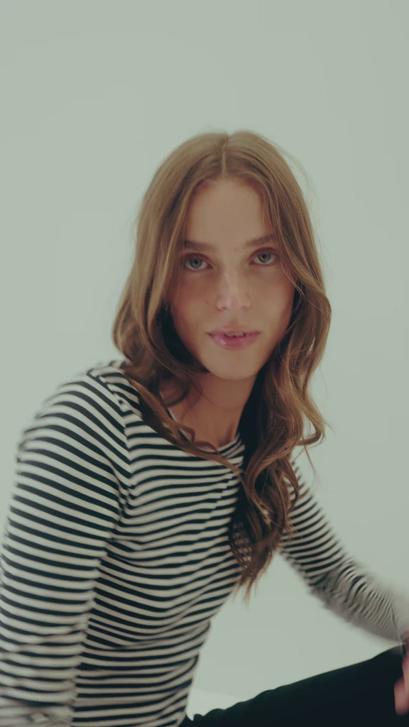 Lilita-M_Black Sugar Stripe_Video_0