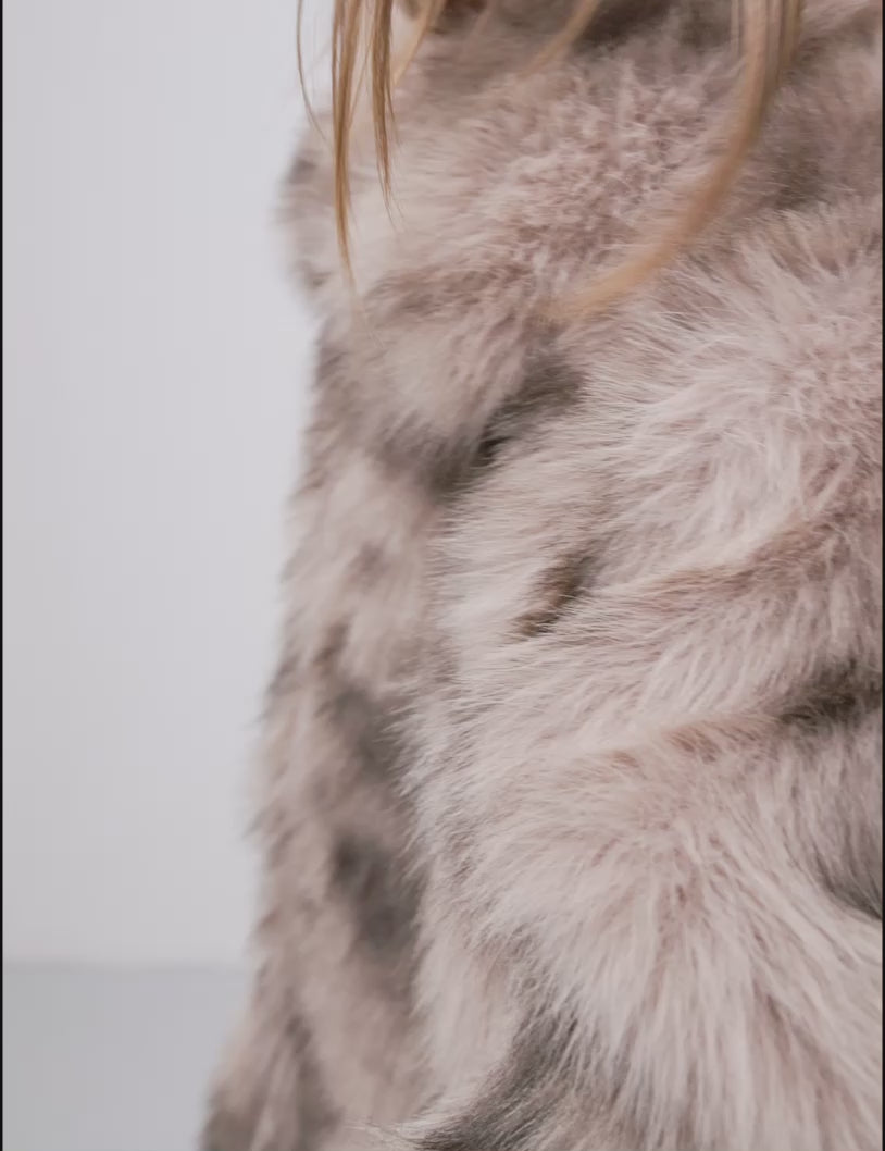 Corvia-M_Brown Shadow_Video_0