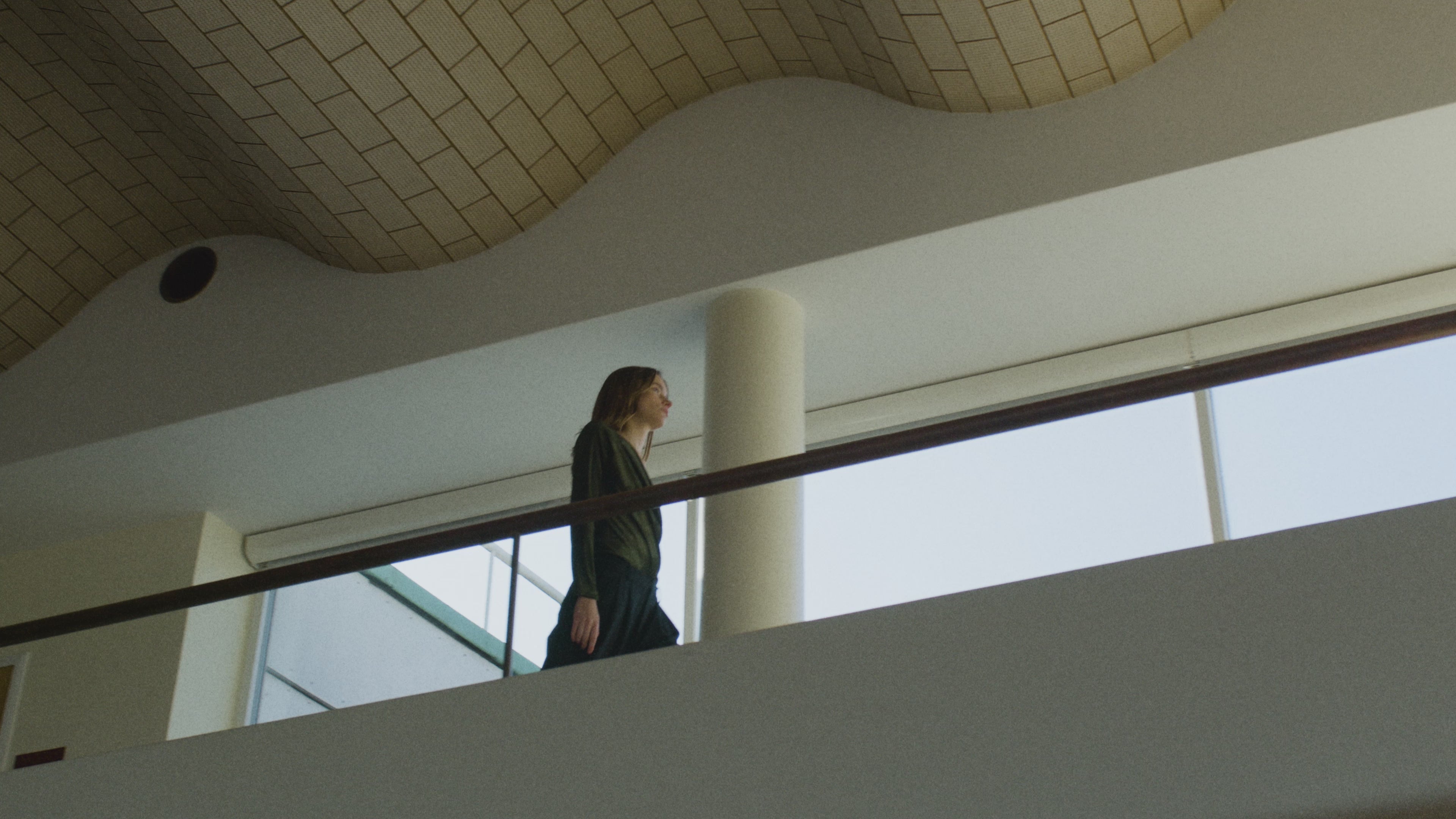 Lione_Pine Green_Video_2