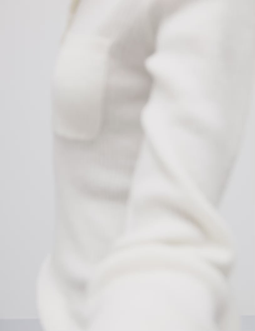 Paoula-M_Sugar_Video_2