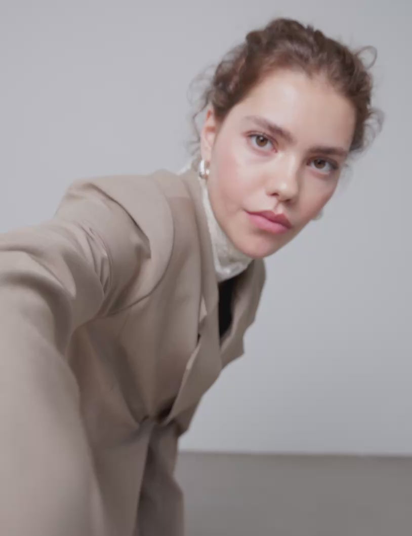 Frame-M_Timber Wolf Mel._Video_0