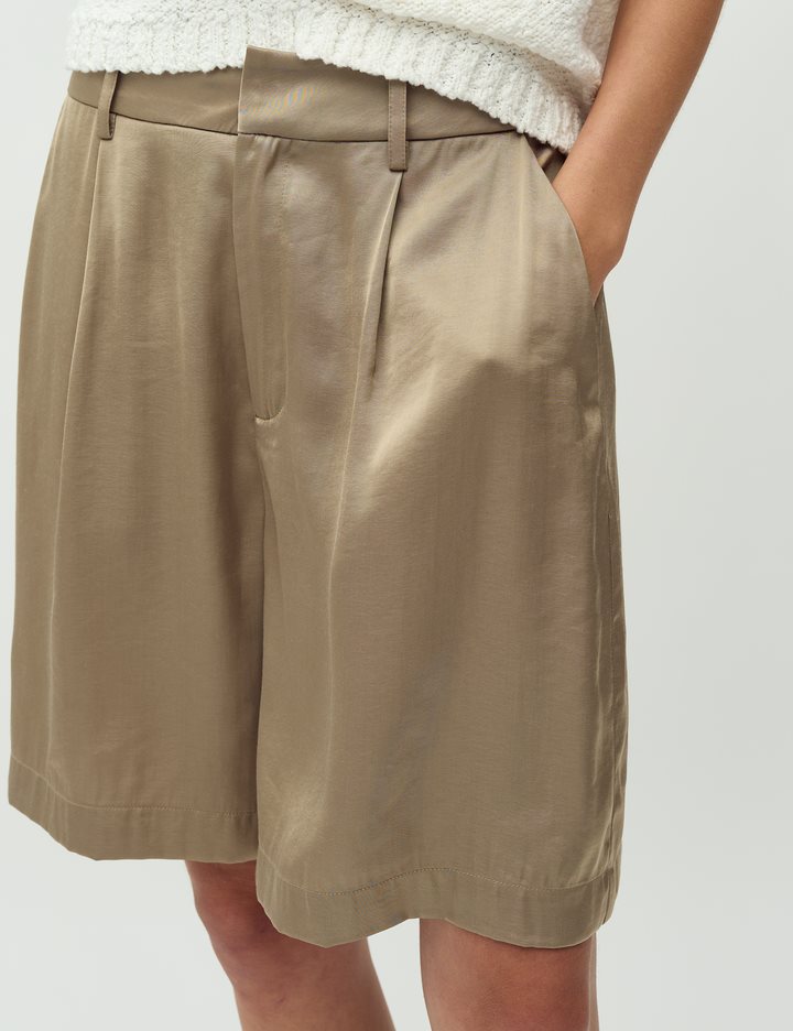Guri-M Satin Shorts - Sand